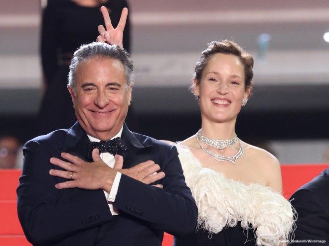Andy Garcia dan Vicky Krieps (sumber: Daniele Venturelli/WireImage) Andy Garcia dan Vicky Krieps (sumber: Daniele Venturelli/WireImage)