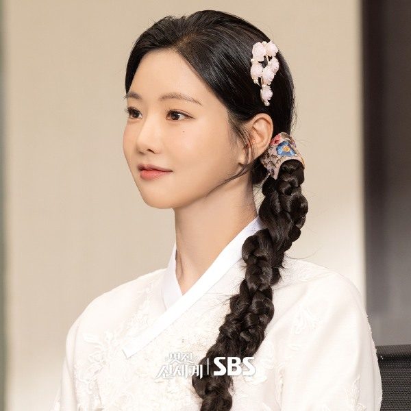 Lee Se Hee (sumber: SBS) Lee Se Hee (sumber: SBS)