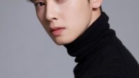 Photo by imdb.com - Perbedaan Karakter Cha Eun Woo di Drama Island vs Karakter Pendeta John di Webtoon Asli